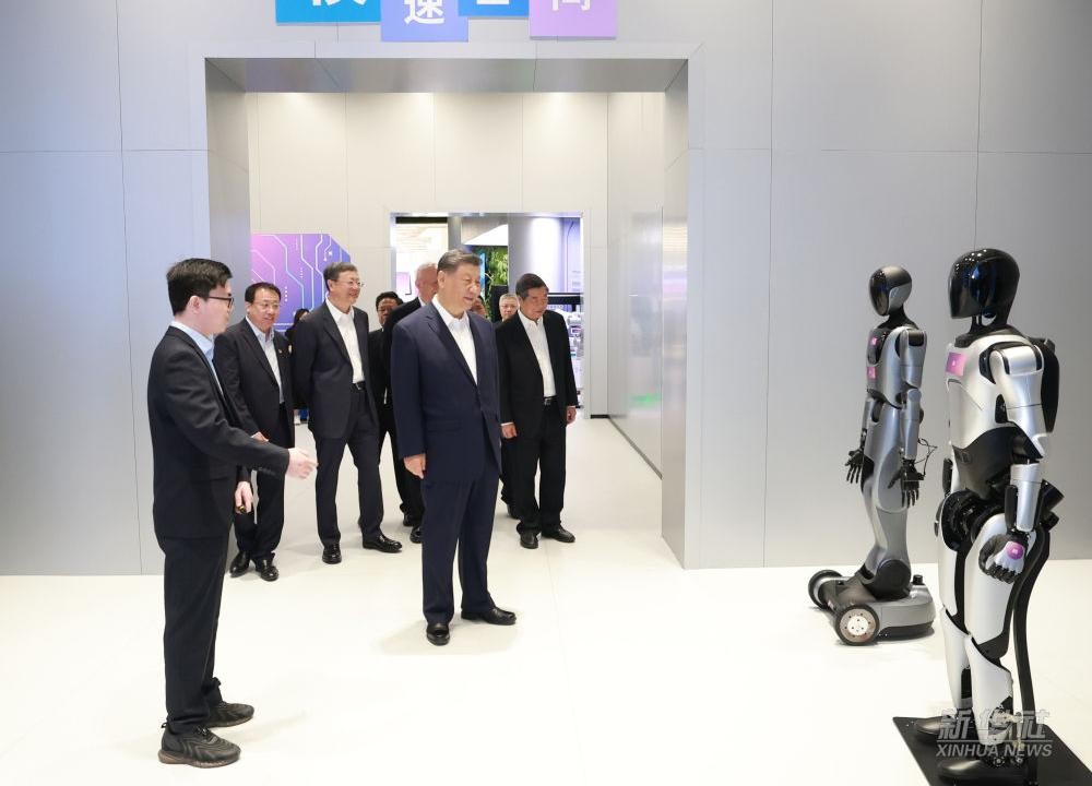 习近平总书记到上海调研，bb贝博艾弗森代表具身智能行业汇报进展